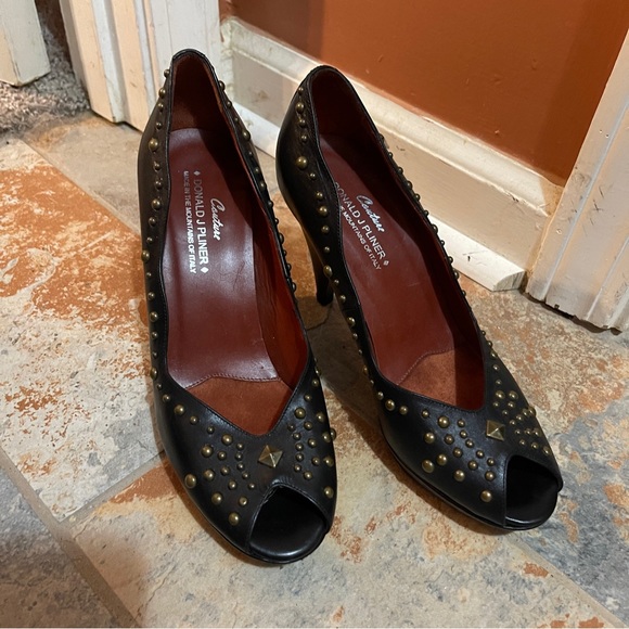 👠 Splendid & Sassy Donald Pliner Black Studded Peep Toe Heels! - Picture 3 of 13